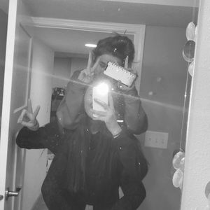 Meet your Posher, Abby